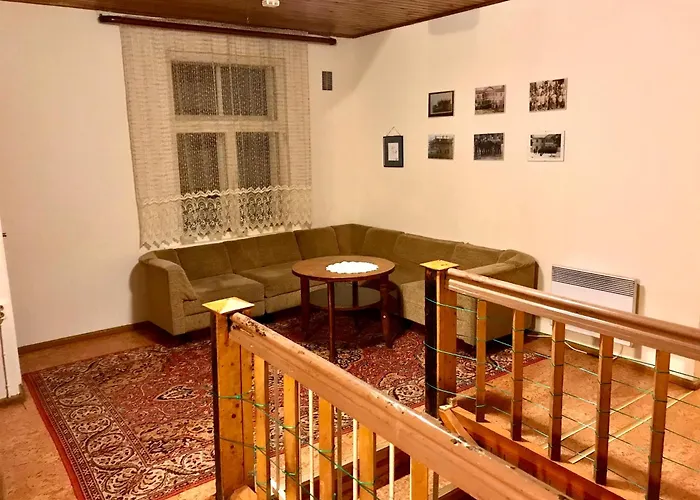 Δωμάτια σε οικογενειακή κατοικία Karske Tuba